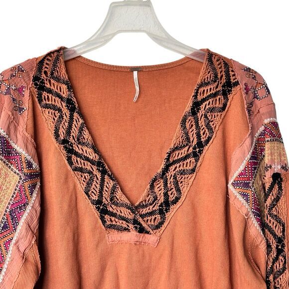 Free People S Cross Country Boho Embroidered Sienna Bell-Sleeve Top - Picture 9 of 12